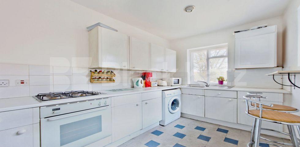 			NEW INSTRUCTION , 1 Bedroom, 1 bath, 1 reception Apartment			 Old Kent Road, Peckham/ South Bermondsey